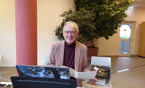 Organist Josef Nagel